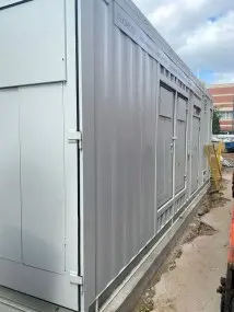 Контейнер с топливными резервуарами на 4500 л для Боткинской больницы в Москве – фото 3 из 10