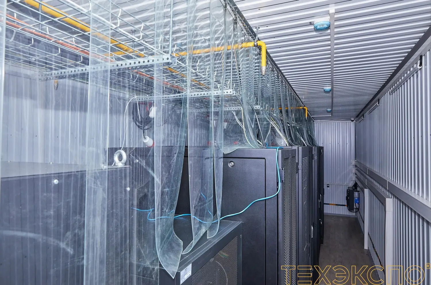 МЦОД для ИТ-оборудования мощностью 80 кВА (на 8 стоек) с ДГУ мощностью 160 кВт