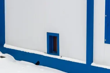 Контейнер из сэндвич панелей – фото 2 из 10