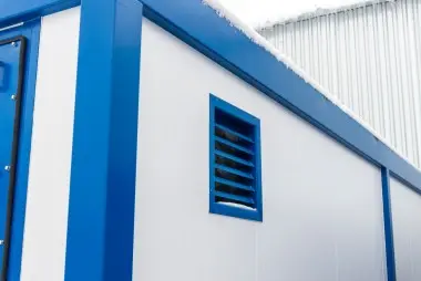 Контейнер из сэндвич панелей – фото 3 из 10