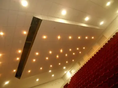  Капитальный ремонт концертного зала Мурманского областного Центра развития детского и юношеского творчества «Лапландия» – фото 14 из 23