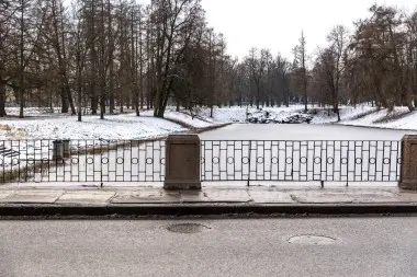  Проезжая часть плотины по ул.Садовой в г.Пушкин и проезжая часть Тверского моста в г.Колпино – фото 15 из 16